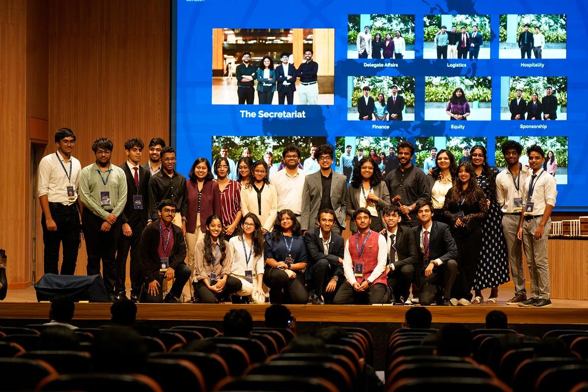 The PeCon 2025 Secretariat and Organising Committee on stage